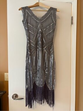 Vintage-Inspired Silver Sequin Fringe Dress: size small, measurements in the pic